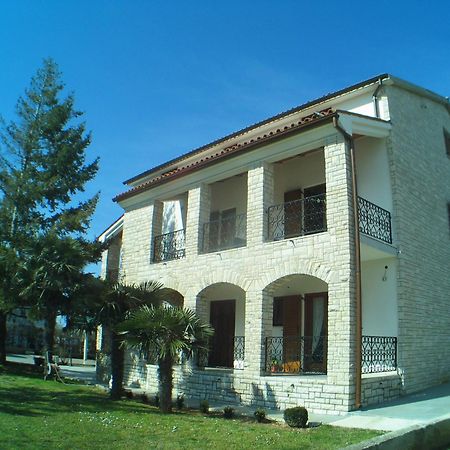 B&B Moderno Fažana Exterior foto