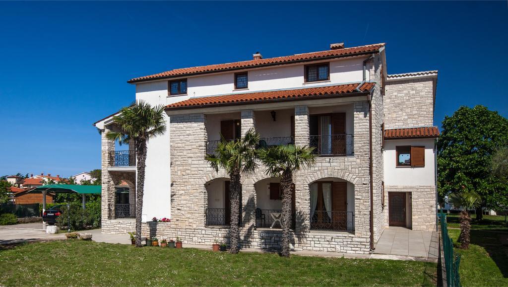 B&B Moderno Fažana Exterior foto